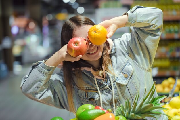 Odkrywanie zalet zdrowego odżywiania z wykorzystaniem świeżych warzyw dostępnych w Biedronce